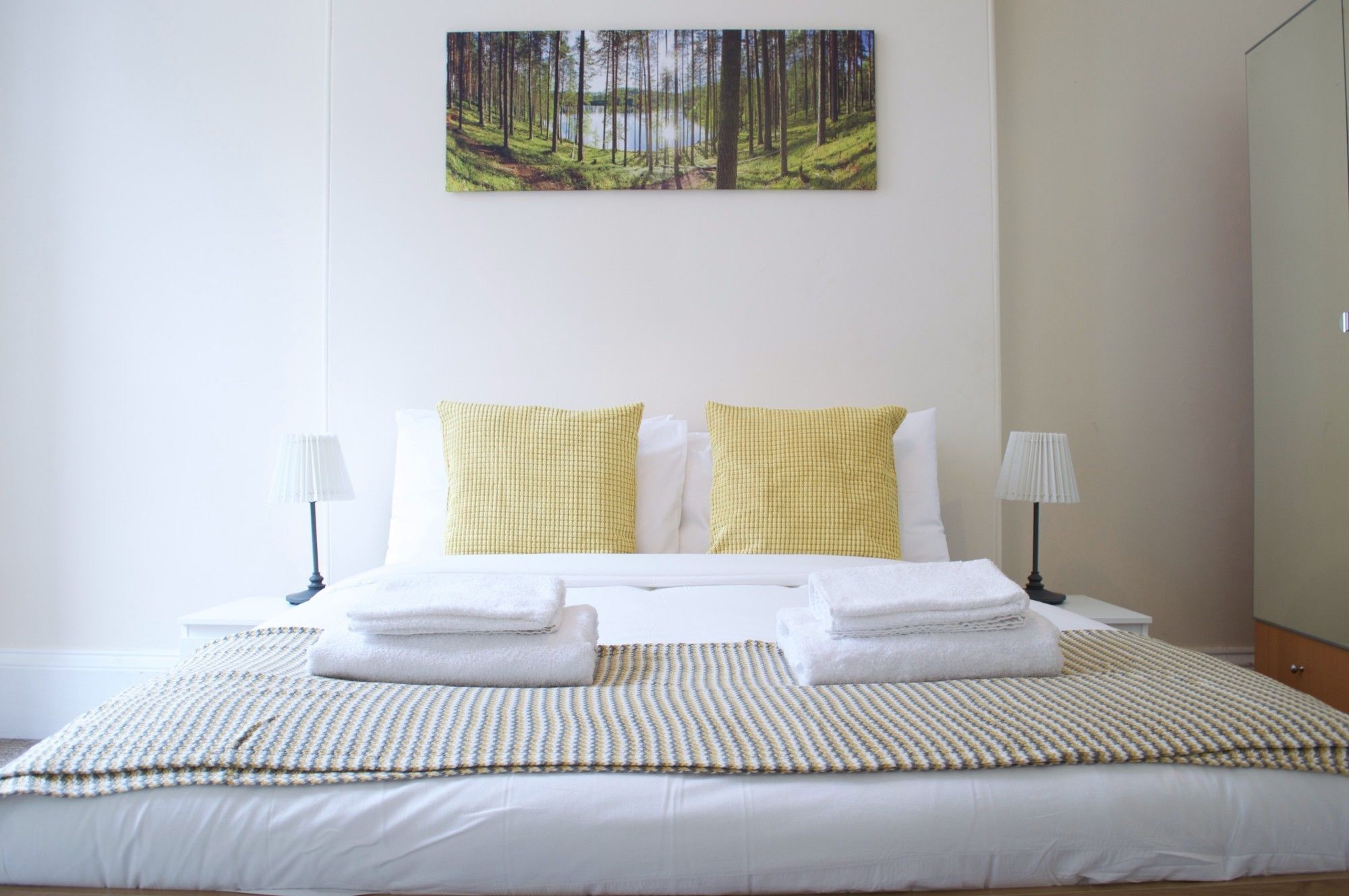 3 Bedroom Apartment Accommodates 8 Edinburgh Exterior photo